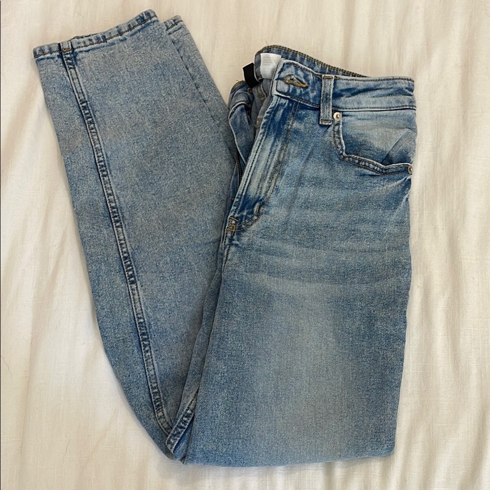 Divided: H&M Light Blue Straight Leg Jeans